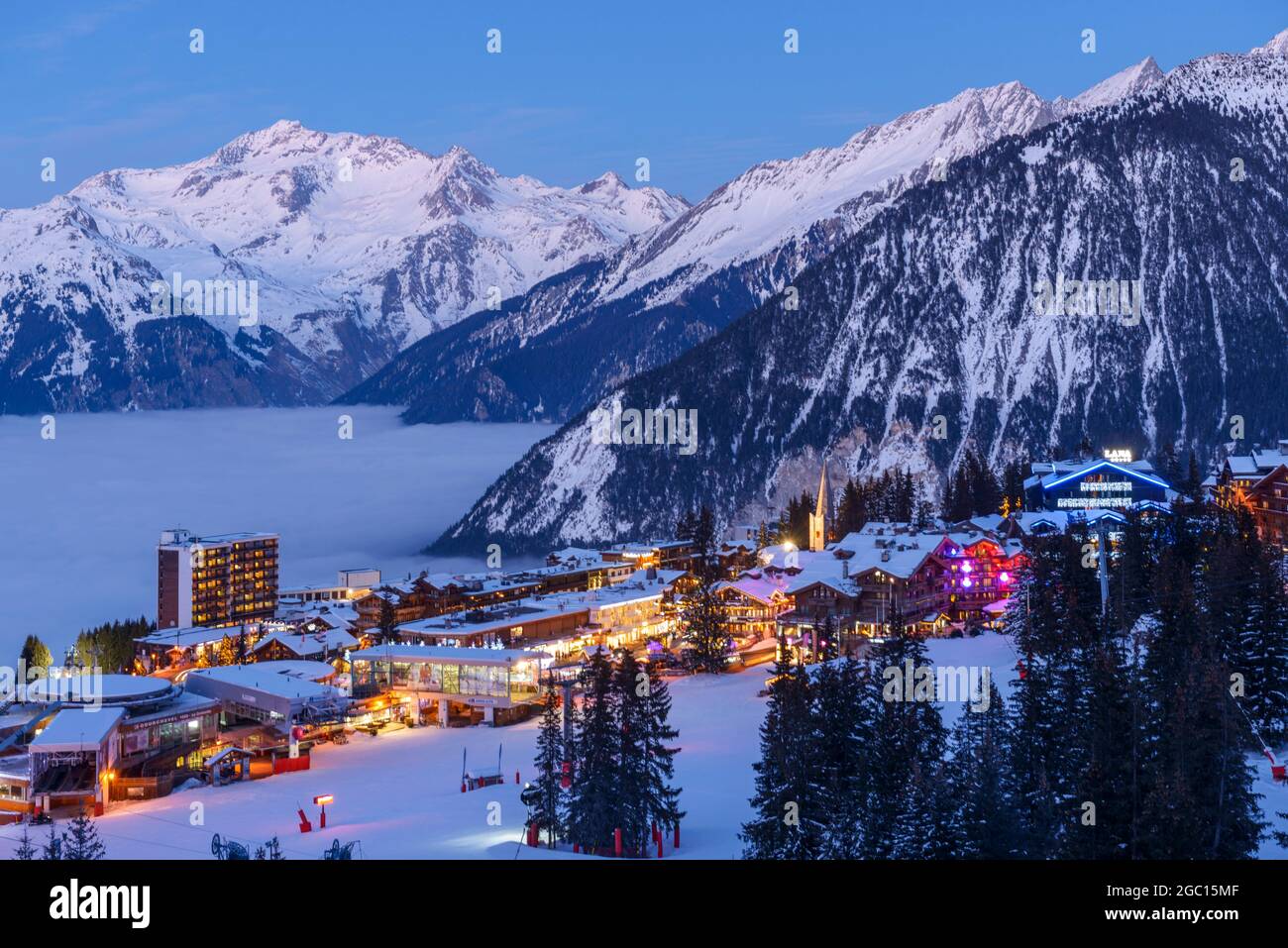 348 Courchevel 1850 Stock Photos, High-Res Pictures, and Images