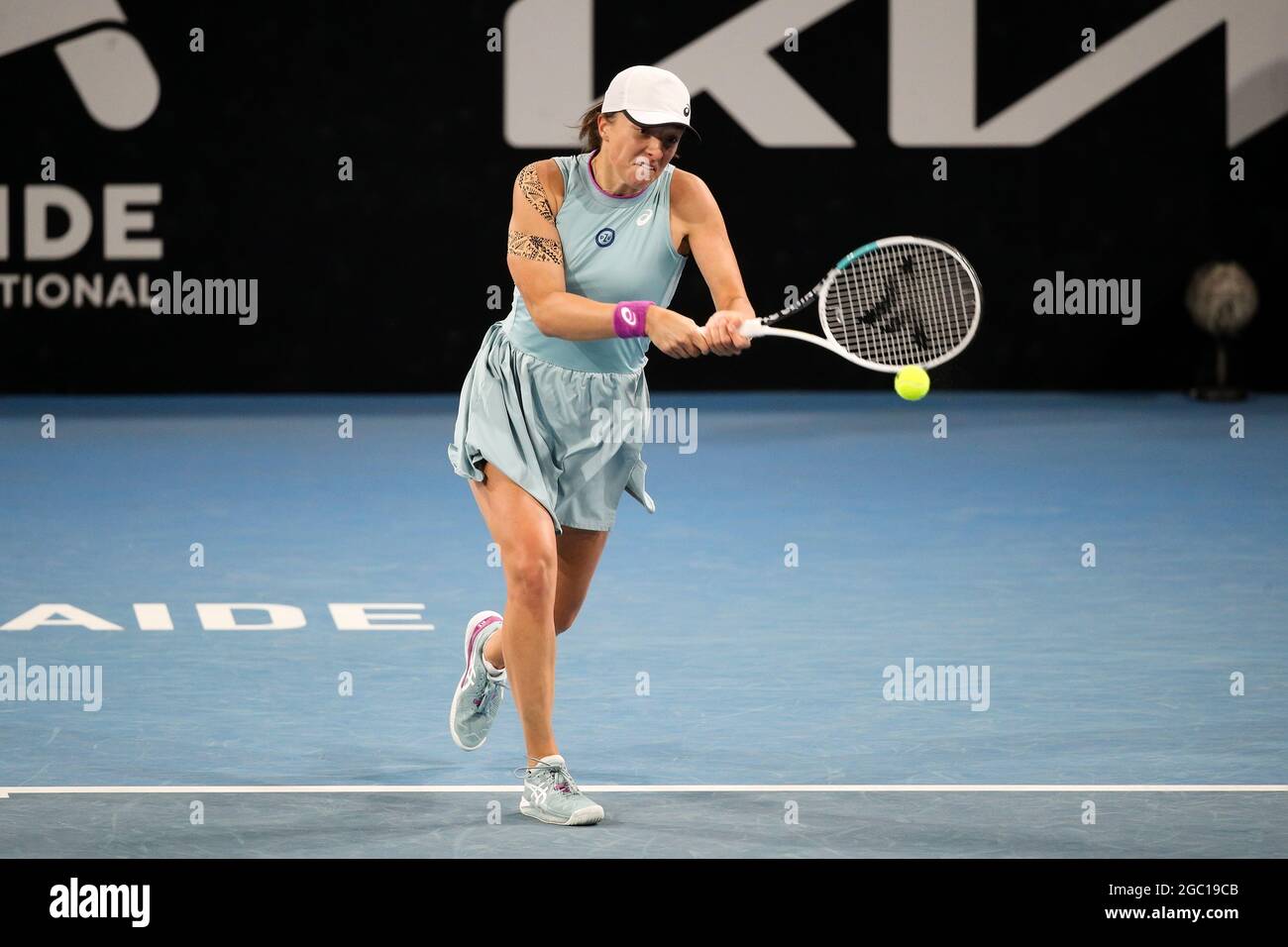 ADELAIDE, AUSTRALIA - FEBRUARY 24: Iga Swiatek of Poland plays a shot against Maddison Inglis of Australia during their singles match on day three of the Adelaide International tennis tournament at Memorial Drive on February 24, 2021 in Adelaide, Australia. (Photo by Peter Mundy/Speed Media/Icon Sportswire) Credit: Peter Mundy/Speed Media/Alamy Live News Stock Photo