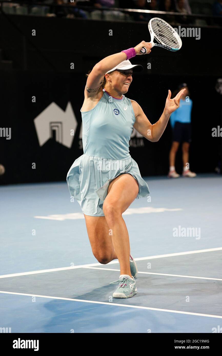 ADELAIDE, AUSTRALIA - FEBRUARY 24: Iga Swiatek of Poland plays a shot against Maddison Inglis of Australia during their singles match on day three of the Adelaide International tennis tournament at Memorial Drive on February 24, 2021 in Adelaide, Australia. (Photo by Peter Mundy/Speed Media/Icon Sportswire) Credit: Peter Mundy/Speed Media/Alamy Live News Stock Photo