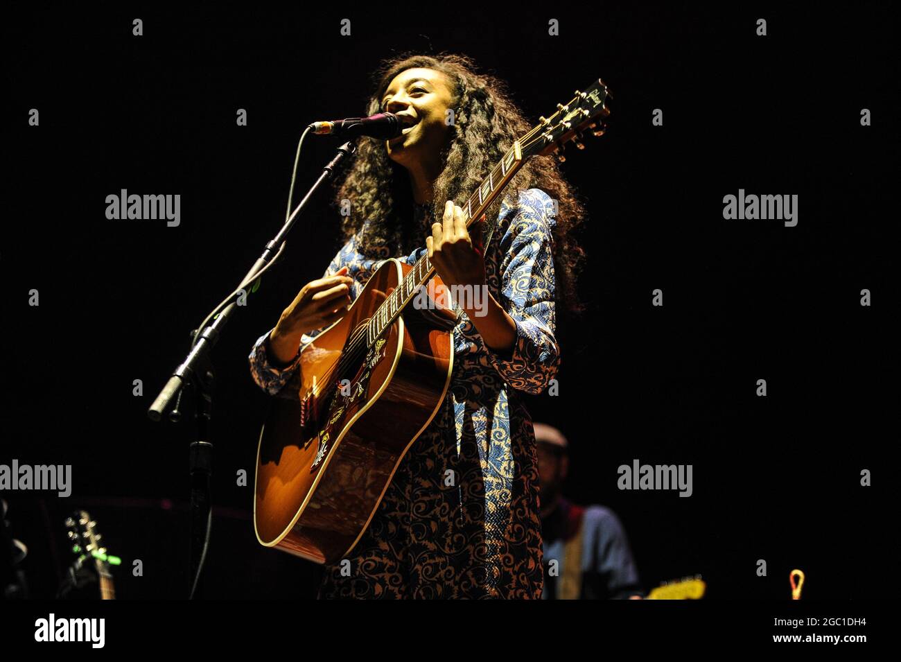 Corinne Bailey Rae Performing live at Sheffield Arena , Sheffield Stock Photo