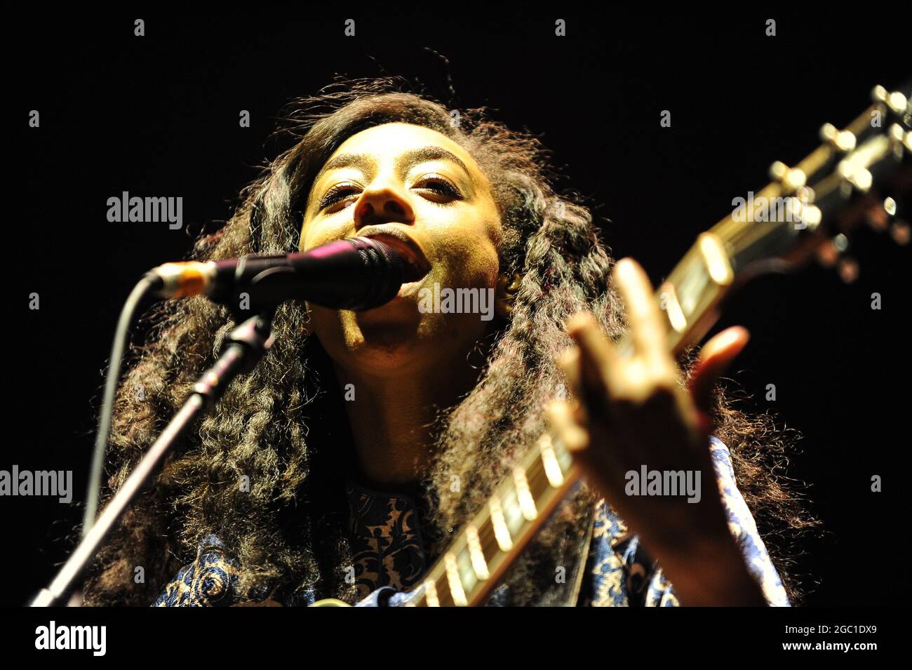 Corinne Bailey Rae Performing live at Sheffield Arena , Sheffield Stock Photo