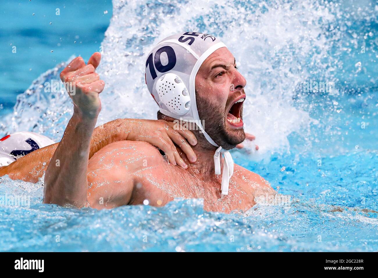 TOKYO, JAPAN - AUGUST 6: Filip Filipovic of Serbia is celebrating his goal during the Tokyo 2020 Olympic Waterpolo Tournament men's Semi Final match between Serbia and Spain at Tatsumi Waterpolo Centre on August 6, 2021 in Tokyo, Japan (Photo by Marcel ter Bals/Orange Pictures) Stock Photo