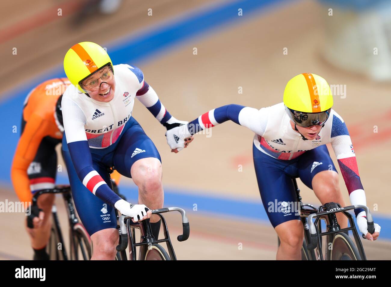 Team Great Britain, Katie Archibald & Laura Kenny (GBR), celebrate ...