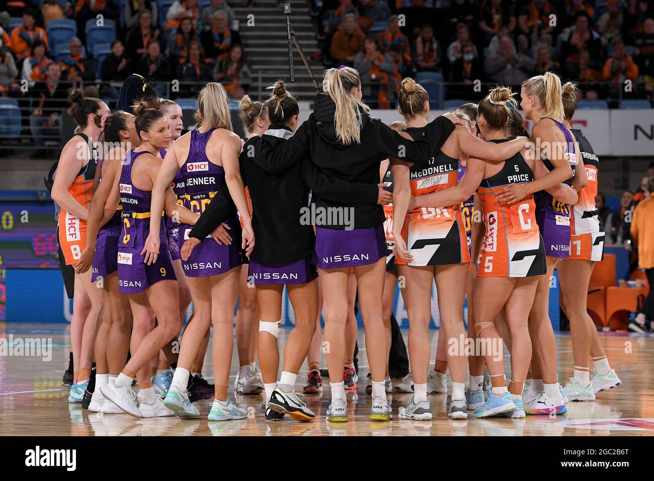 SYDNEY, AUSTRALIA - MAY 16: Teams huddle after the Suncorp Super Netball round three match between Giants Netball and Queensland Firebirds on May 16, 2021 at Ken Rosewall Arena in Sydney, Australia.  Credit: Steven Markham/Speed Media/Alamy Live News Stock Photo