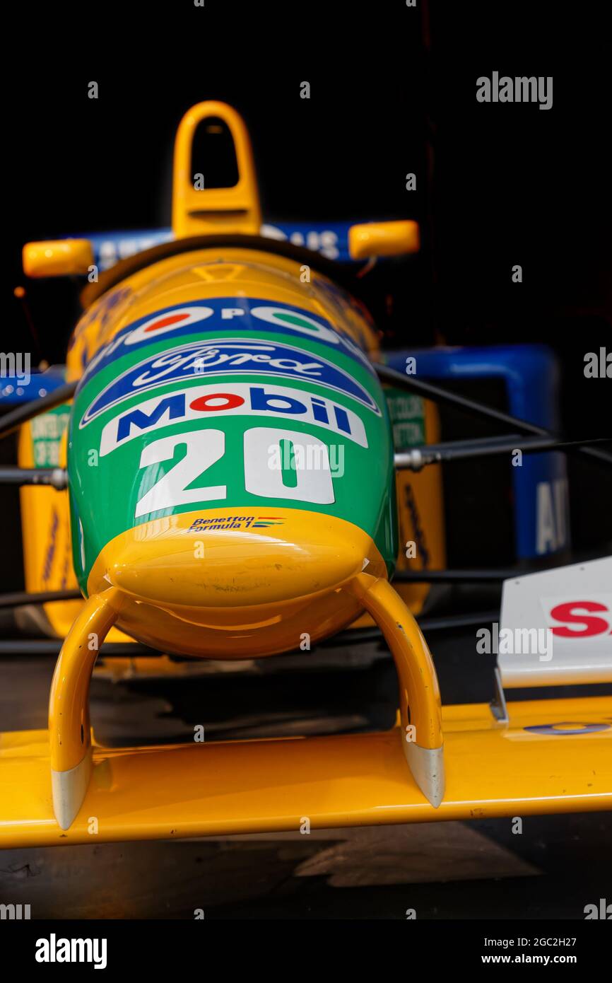 Benetton f1 hi-res stock photography and images - Alamy