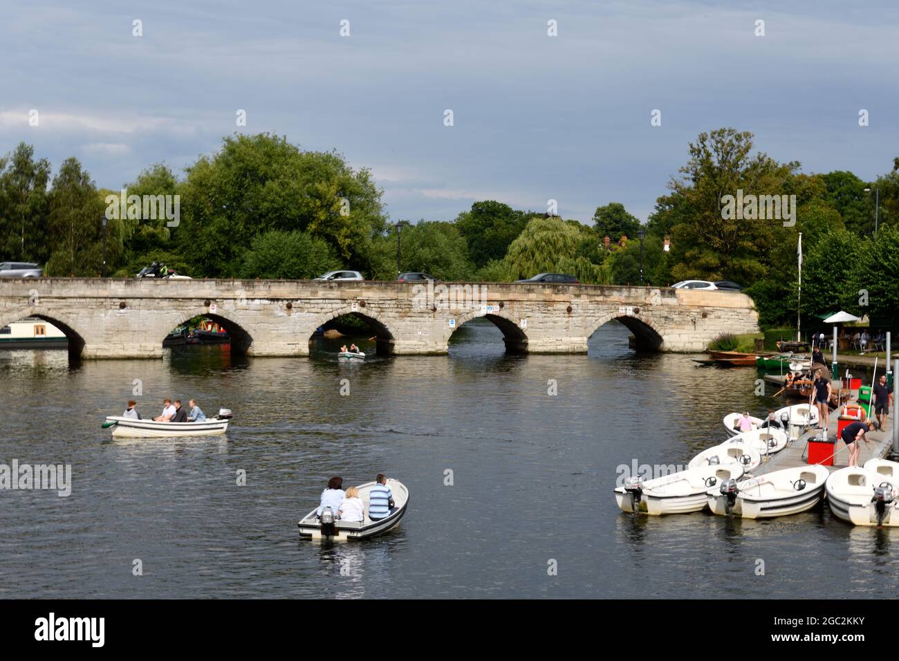 Hire Motor Boat Hi-res Stock Photography And Images Page Alamy, Depth Of  The River Avon Stratford
