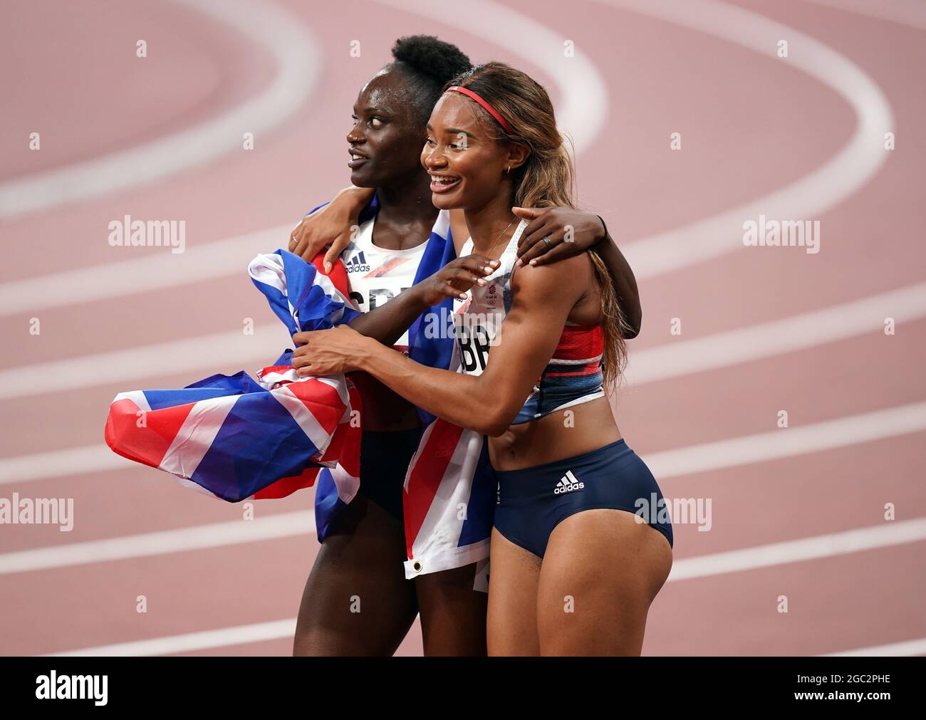 Great Britain s Imani Lansiquot And Daryll Neita After Winning A Bronze great-britain-s-imani-lansiquot-and-daryll-neita-after-winning-a-bronze