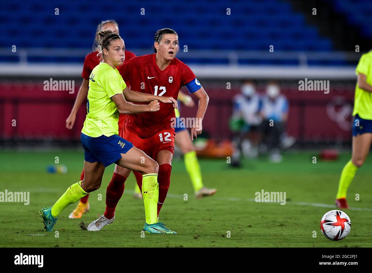 Yokohama, Japan. 06th Aug, 2021. YOKOHAMA, JAPAN - AUGUST 6: Filippa Angeldal of Sweden and Christine Sinclair of Canada during the Tokyo 2020 Olympic Womens Football Tournament Gold Medal match between Sweden and Canada at International Stadium Yokohama on August 6, 2021 in Yokohama, Japan (Photo by Pablo Morano/Orange Pictures) Credit: Orange Pics BV/Alamy Live News Stock Photo