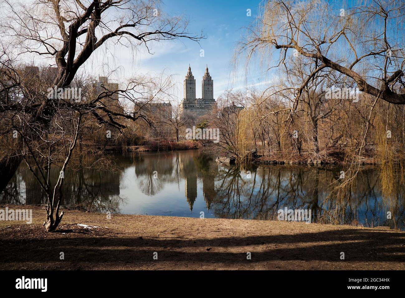 Central park new york winter hi-res stock photography and images - Alamy