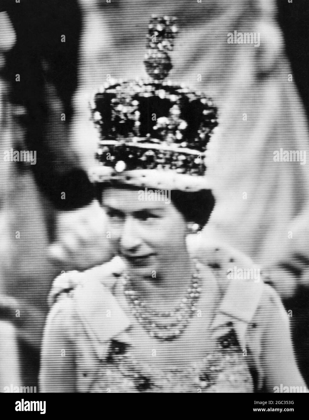 HM The Queen Elizabeth II wearing the Imperial State Crown as she appeared on the television during the first ever televising of the Opening of Parliament 28th October 1958 Stock Photo