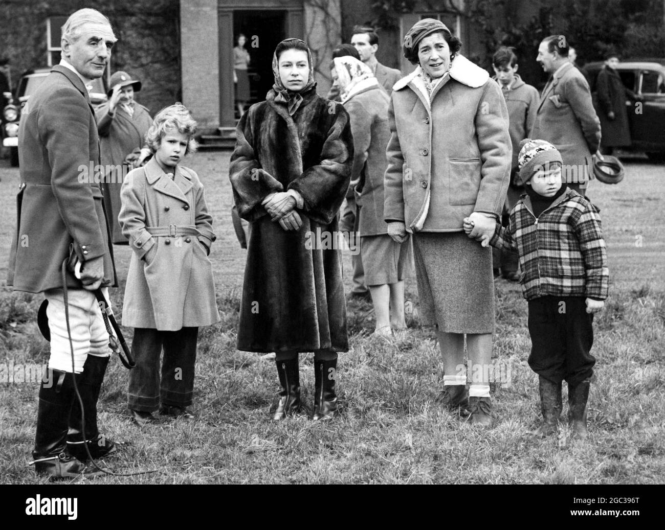 HM the Queen, the Queen Mother with Prince Charles and Princess Anne today attend the Meet of the West Norfolk Foxhounds at West Acre House home of Col Birbeck 9th January 1958 Stock Photo