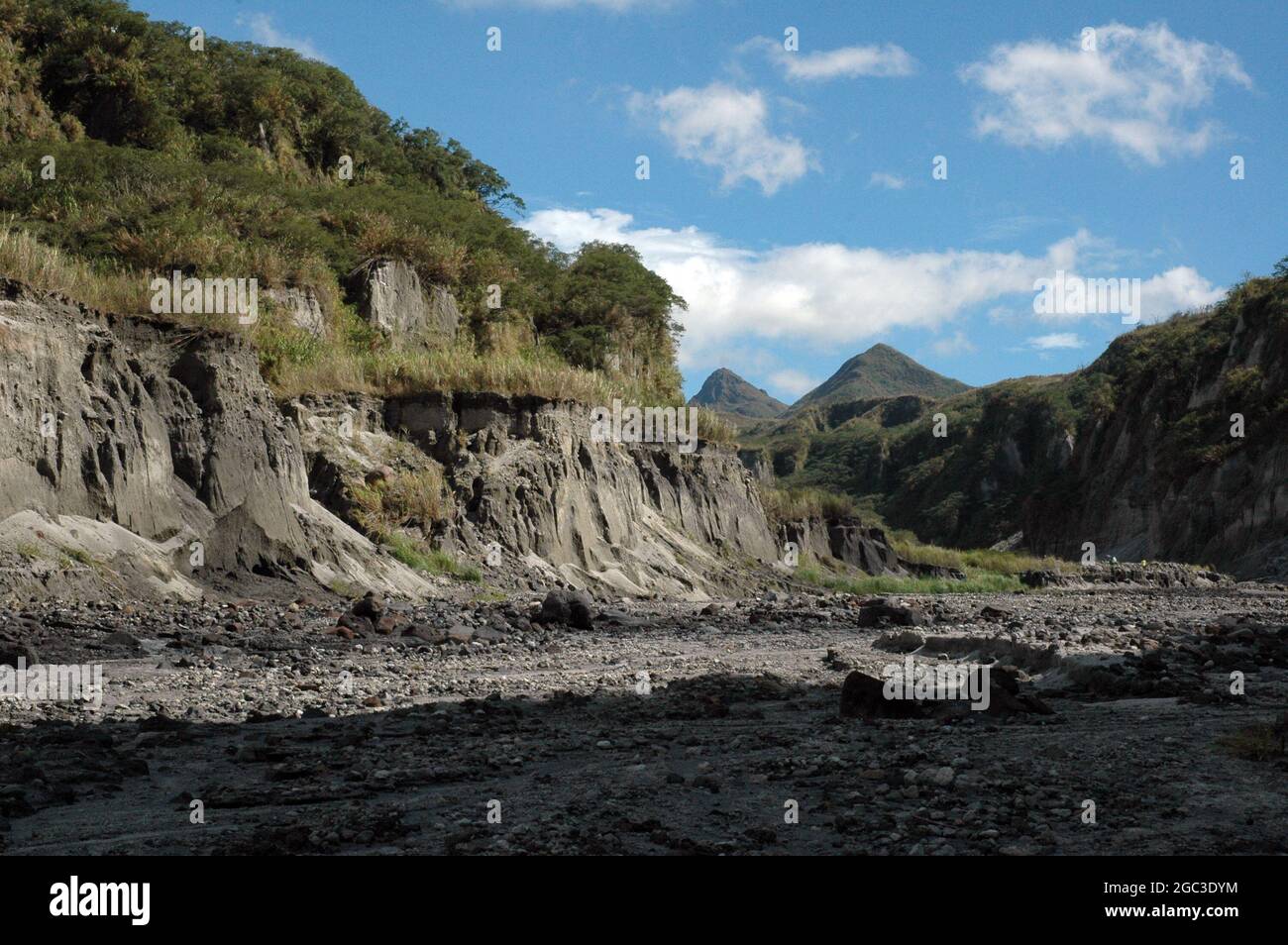 Beautiful shot rocky coastline hi-res stock photography and images - Alamy