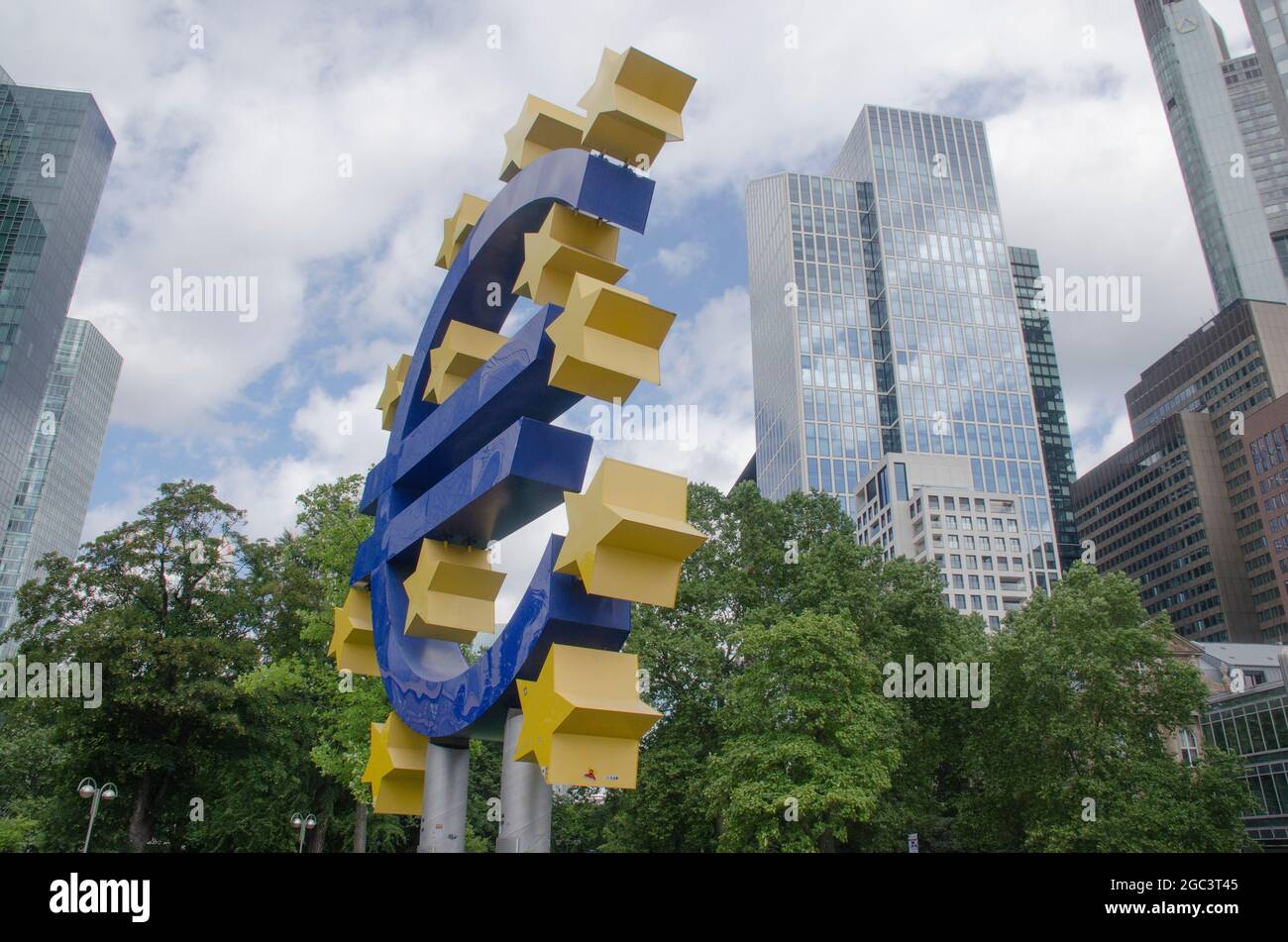 spring into banking frankfurt converten