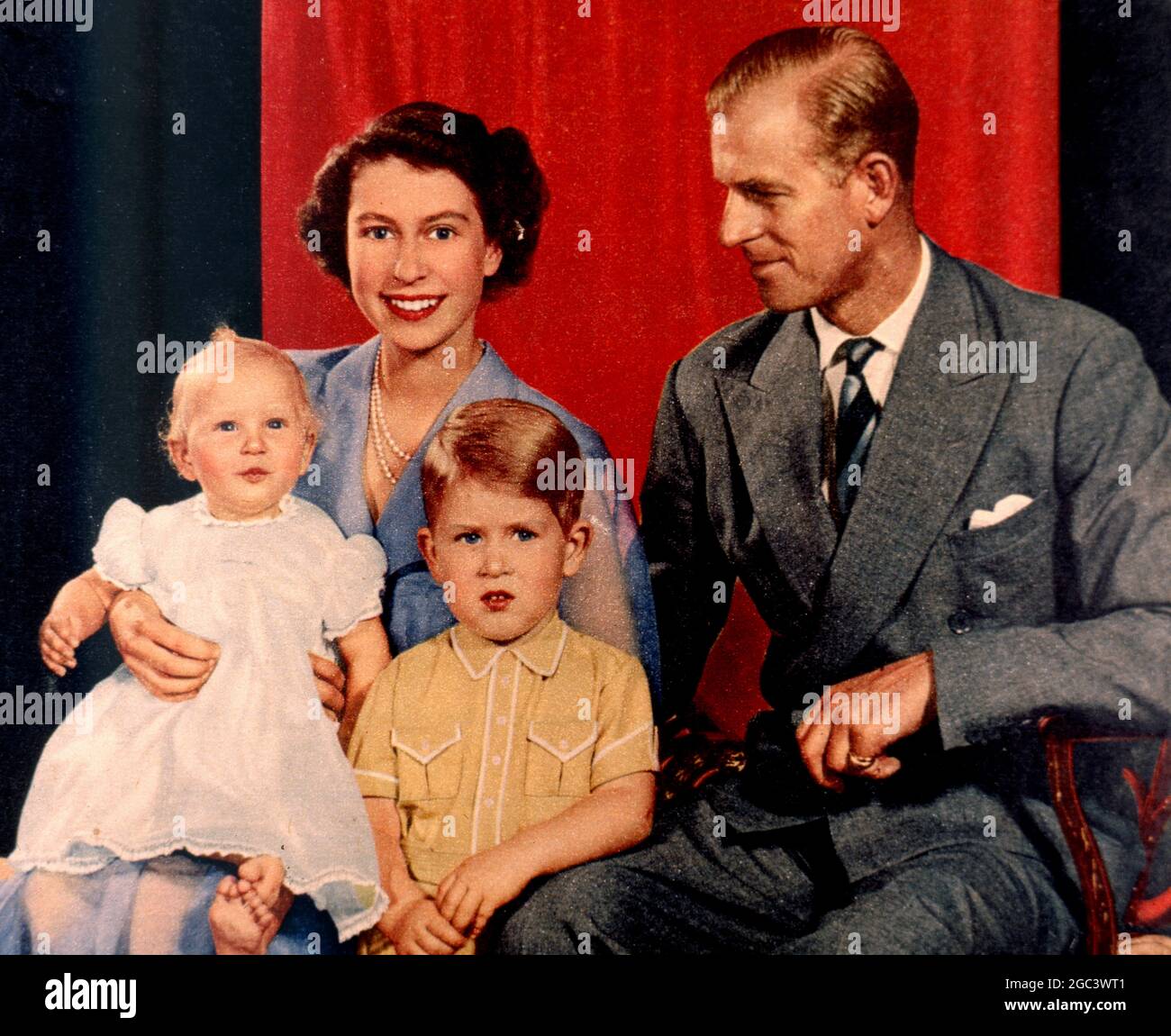 Princess Elizabeth and Prince Philip with Prince Charles and Princess Anne as a baby 1951 Stock Photo