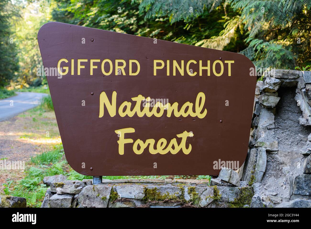 Randle, WA, USA - August 04, 2021; Entrance sign to Gifford Pinchot National Forest in the Southwest of Washington State in the United States Stock Photo