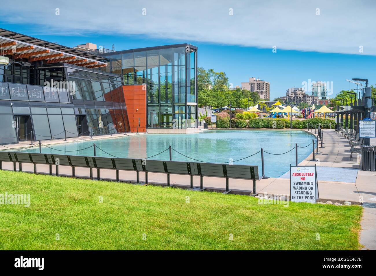 Restaurant and the Rotary Centennial Pond on the waterfront in downtown Burlington Ontario Canada Stock Photo