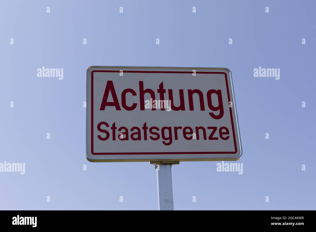 Achtung Staatsgrenze sign, Attention state border sign, Austria, Österreich Stock Photo