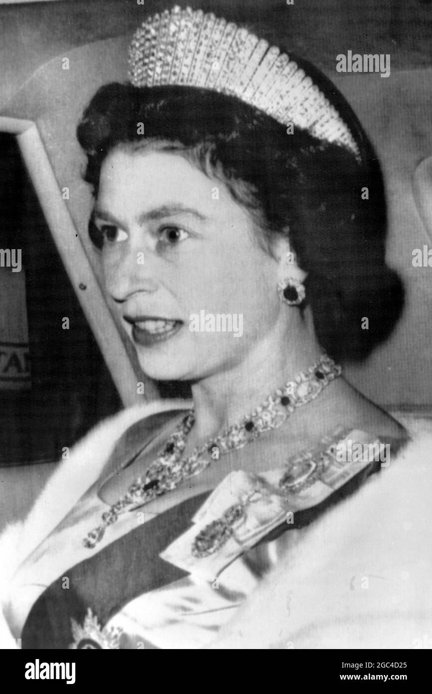 QUEEN ELIZABETH II IN CHARLOTTETOWN / ; 7 OCTOBER 1964 Stock Photo