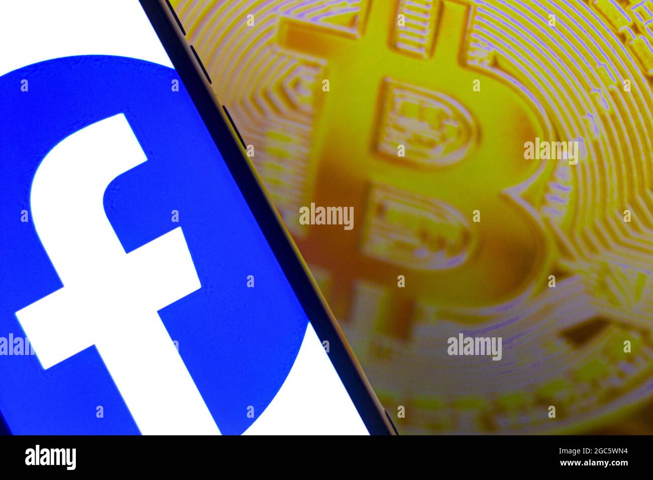 Crypto currency apps hi-res stock photography and images - Page 2 - Alamy