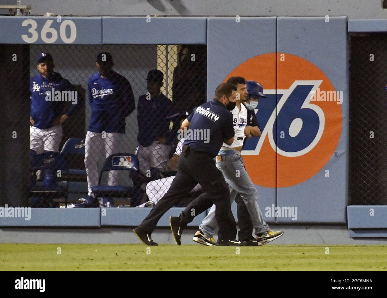 Los angeles dodgers fan hires stock photography and images Alamy