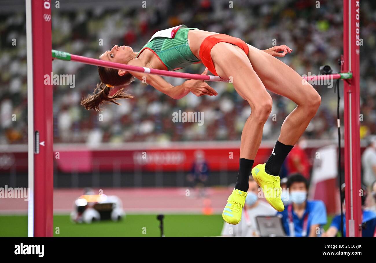 Mirela demireva hires stock photography and images Alamy