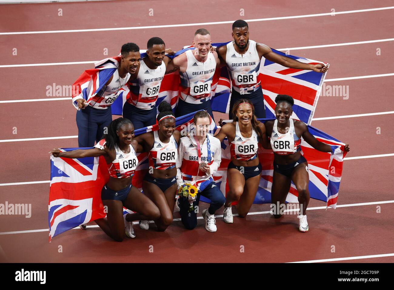 Tokyo, Japan. 06th Aug, 2021. Team Great Britain, Mens 4x100m Relay 2nd Silver Medal, Womens 4x100m Relay Bronze Medal, Women's 1500m Laura Muir Silver medal during the Olympic Games Tokyo 2020, Athletics Mens 4x100m Relay Final on August 6, 2021 at Olympic Stadium in Tokyo, Japan - Photo Photo Kishimoto / DPPI Credit: Independent Photo Agency/Alamy Live News Stock Photo