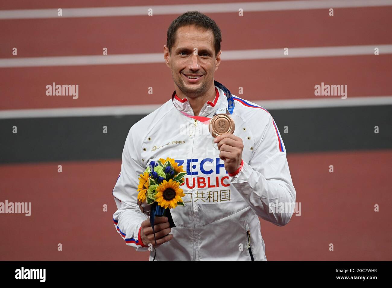 Mens javelin medal ceremony hires stock photography and images Alamy