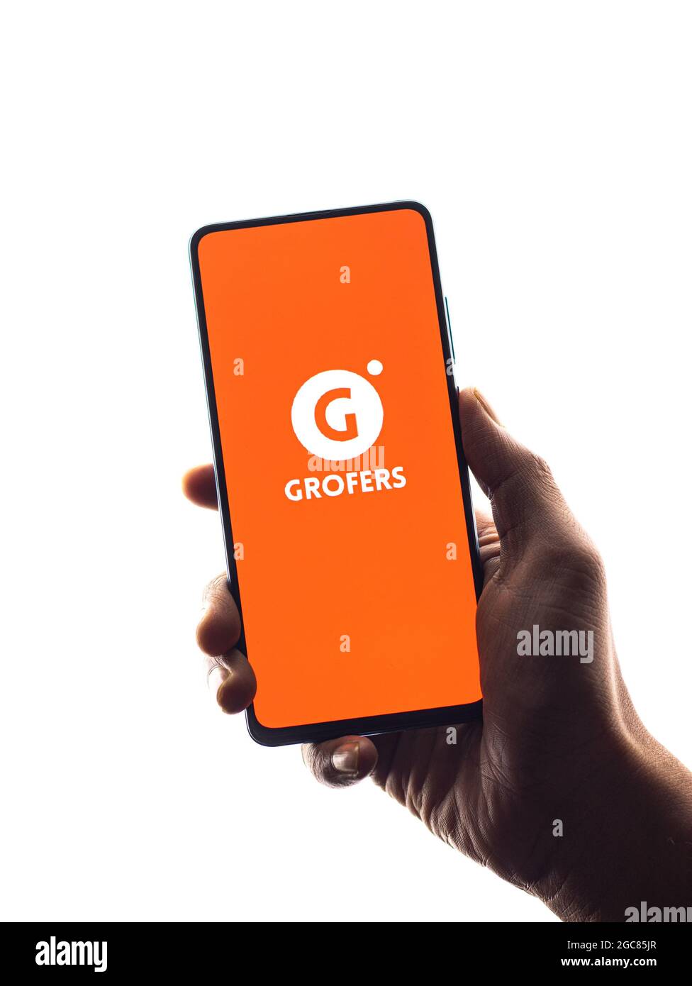 Online grocery players BigBasket and Grofers begin talks for a possible  merger