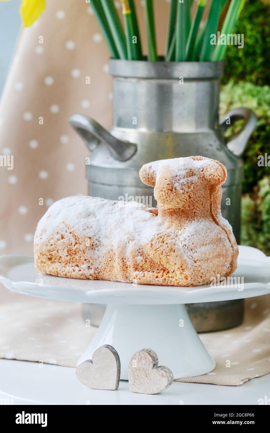 Traditional Easter lamb cake. Festive decor Stock Photo - Alamy