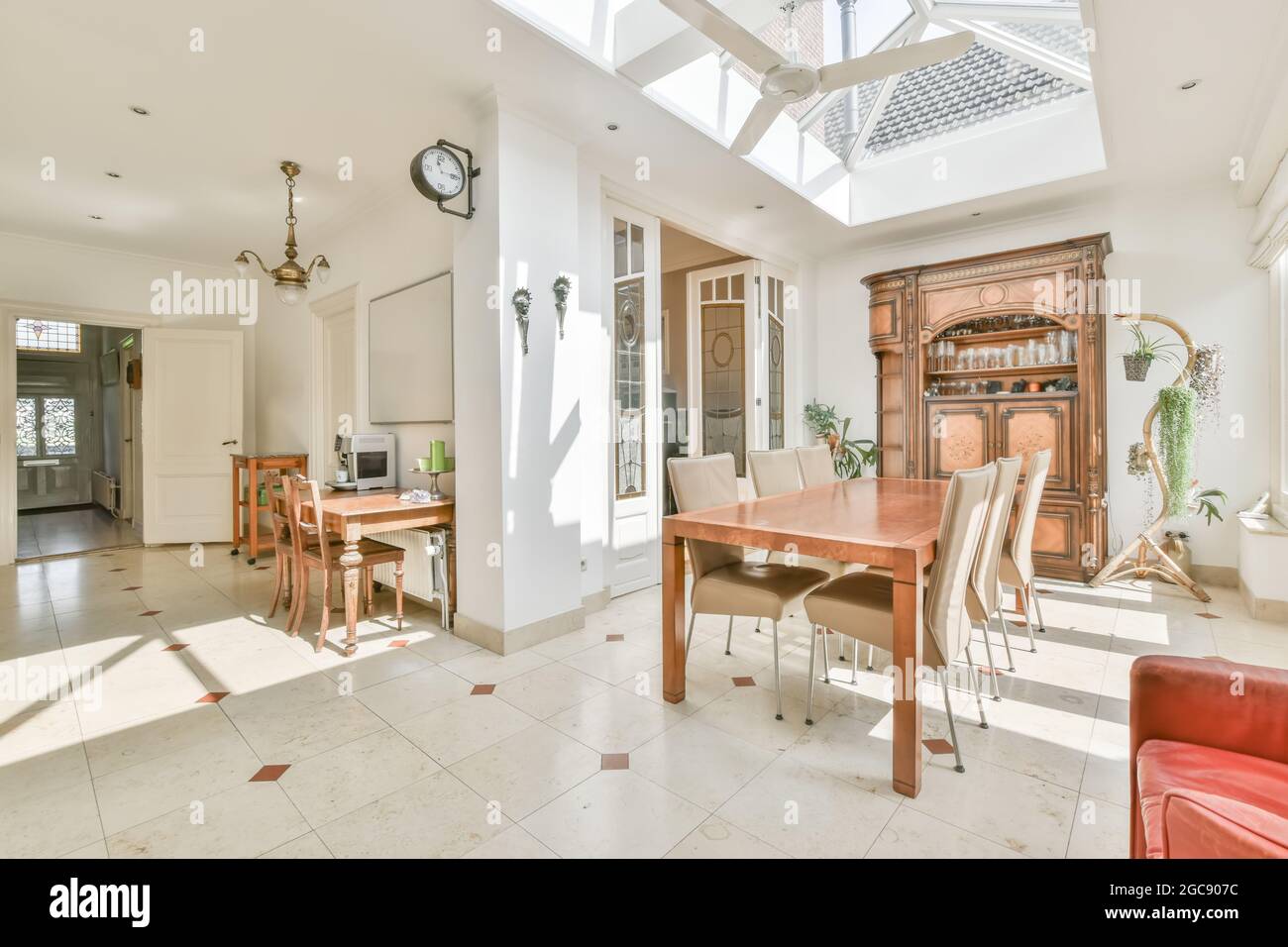 Interior design of bright and beautiful dining room Stock Photo - Alamy