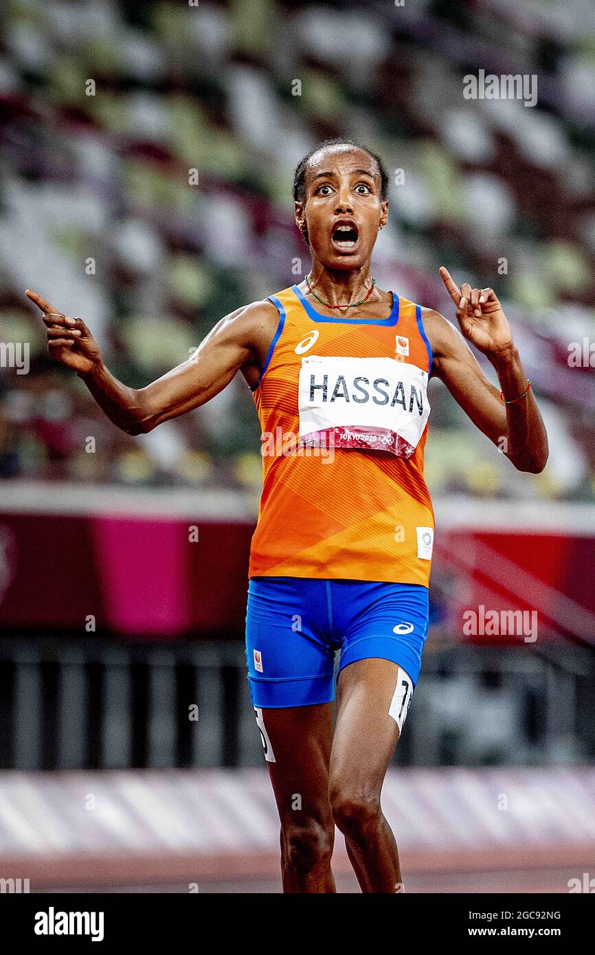 Sifan Hassan of the Netherlands wins the womens 10000m final during the