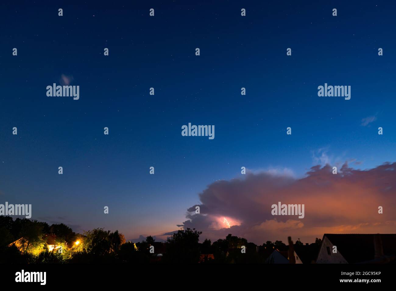 Beautiful clouds and lightning hi-res stock photography and images - Alamy