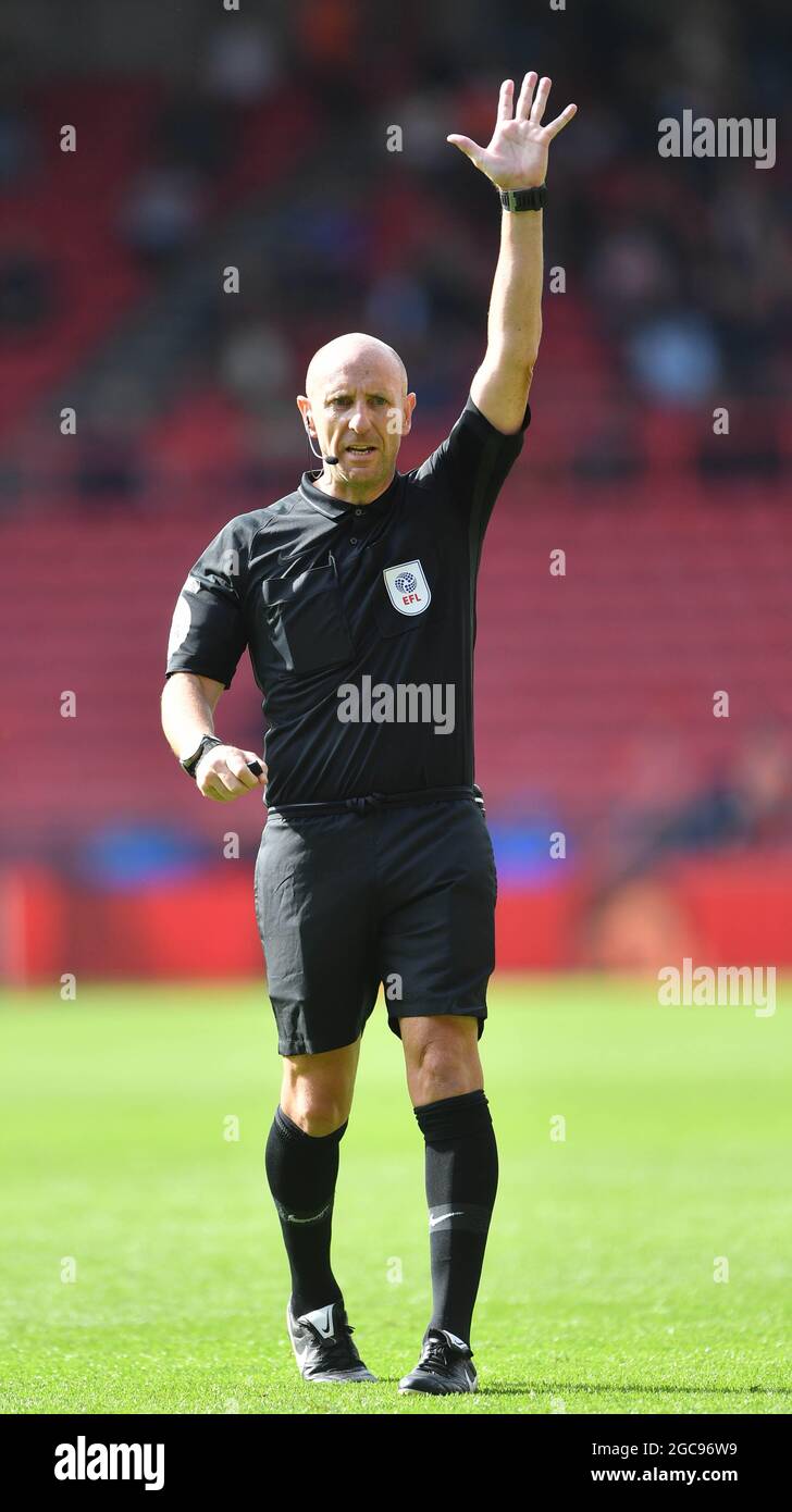 Referee Andy Davies during the Sky Bet Championship match at Ashton ...