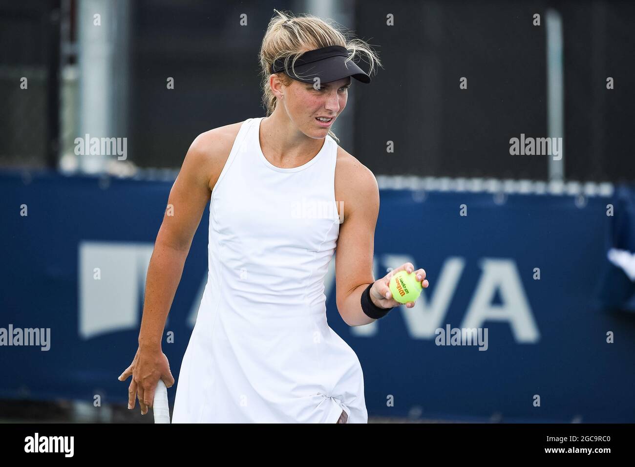 August 07, 2021: Maddison Inglis (AUS) gets ready to serve the ball during the WTA National Bank Open qualifying round match at IGA Stadium in Montreal, Quebec. David Kirouac/CSM Stock Photo