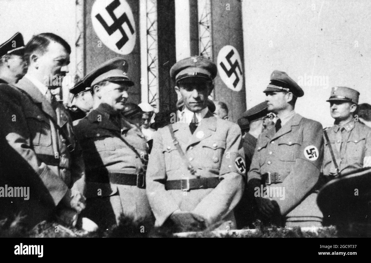 The Nazi heirarchy together. -Hitler, Göring, Göbbels, Hess. On the far right is, I believe, Edmund Heines. Stock Photo