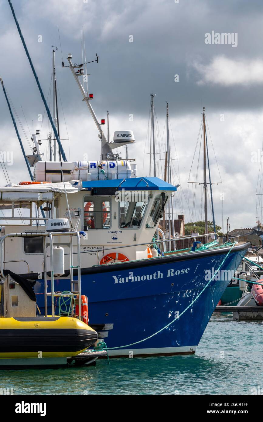 fishing boat, fishing trawler, yarmouth harbour, isle of wight, fishing