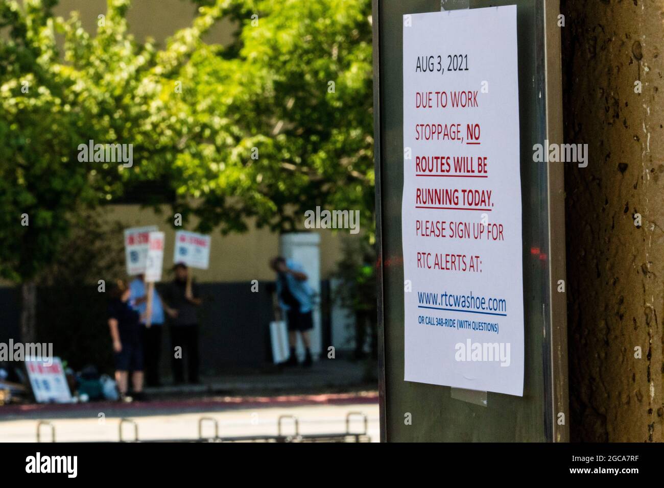 Reno, United States. 03rd Aug, 2021. A notice informing passengers of the work stoppage seen during the strike.Bus drivers go on strike after union negations failed. The city is without public transportation. Credit: SOPA Images Limited/Alamy Live News Stock Photo