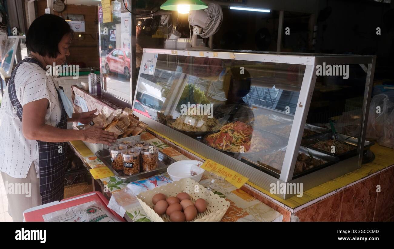 Asoke Road (Sukhumvit Soi 21) Intercity Bangkok Thailand Stock Photo