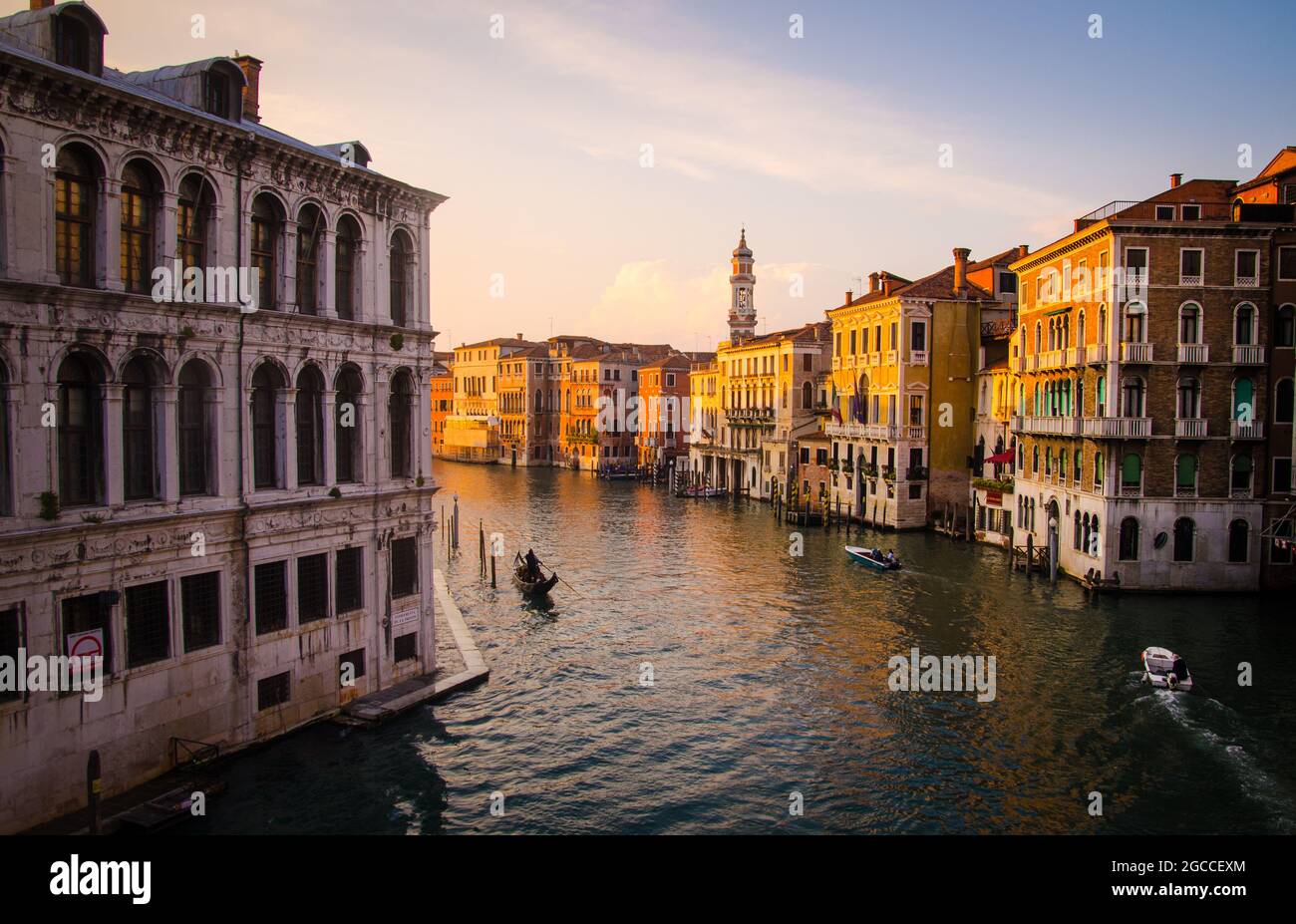 Water backgrounds venice hi-res stock photography and images - Alamy