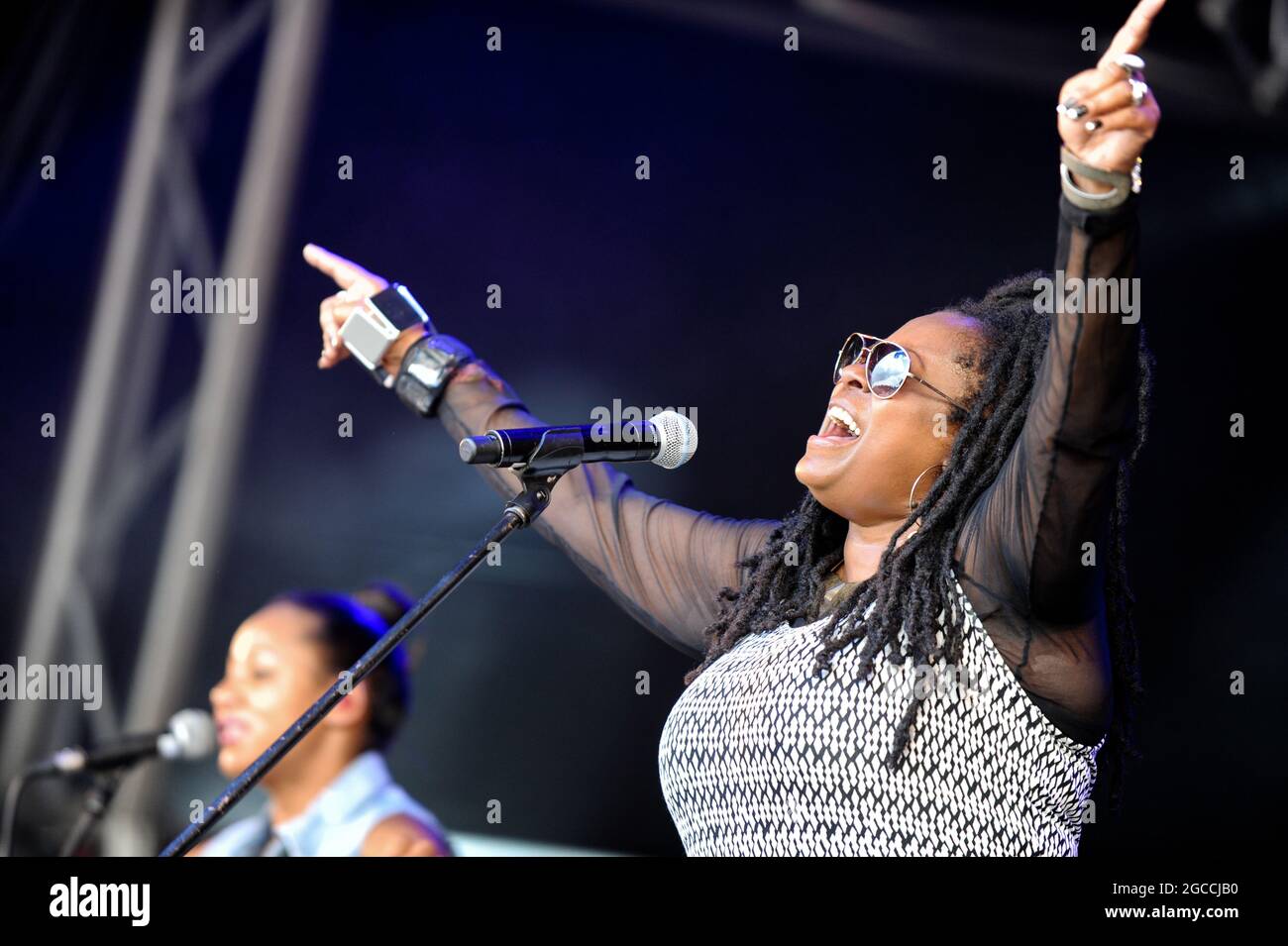 Soul II Soul Performing live at Clumber park music festival 80s Stock ...