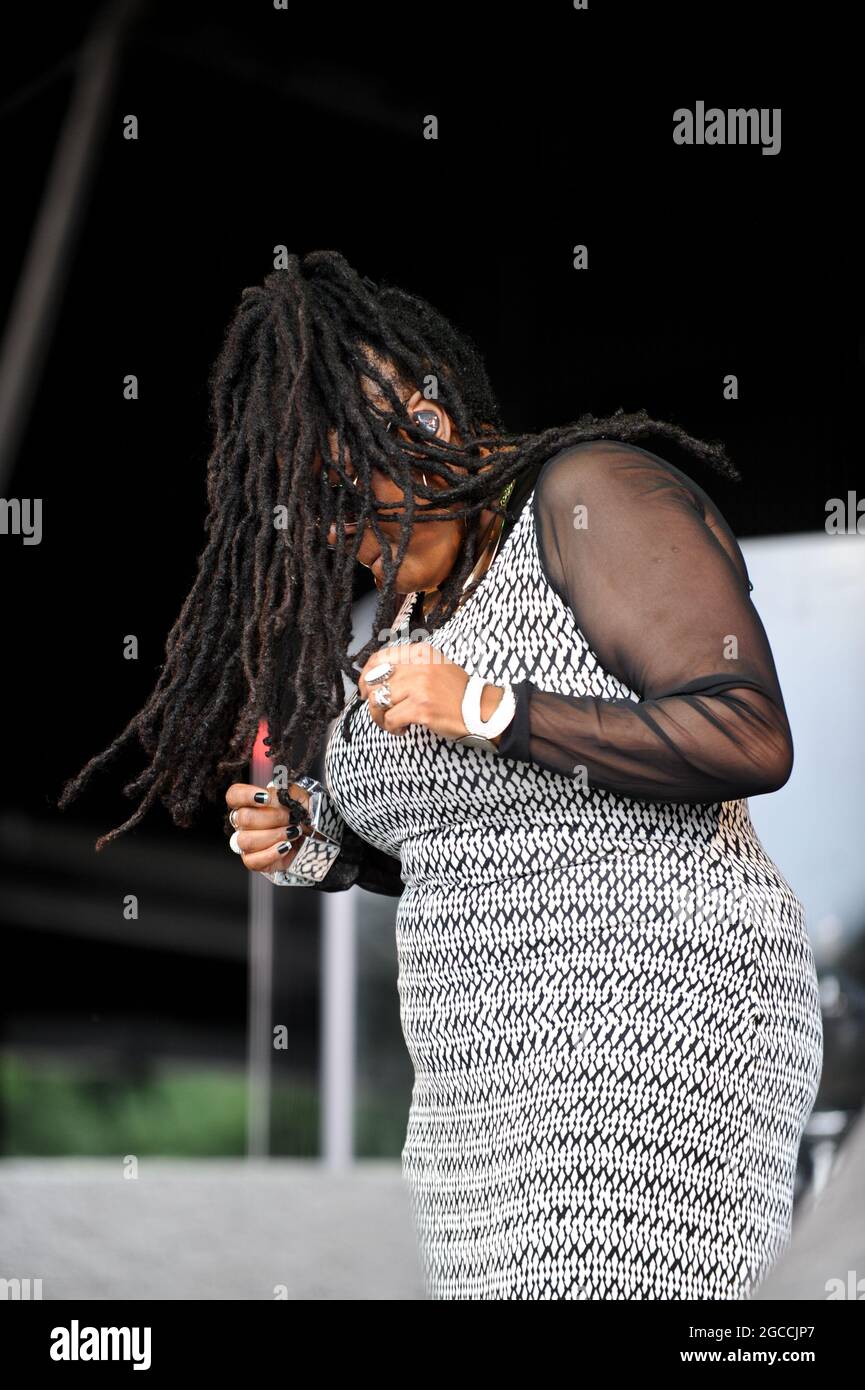 Soul II Soul Performing live at Clumber park music festival 80s Stock Photo