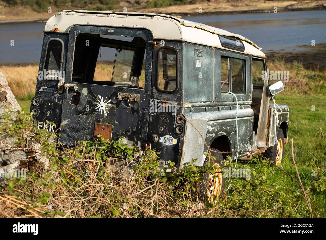 Land Rover Rusty Frame Rusty land rover hi-res stock photography and images - Alamy
