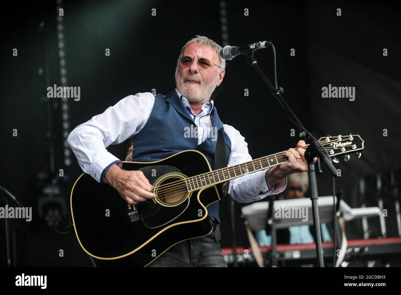 Steve Harley And The Cockney Rebel Performing At Lets Rock Leeds 80s steve-harley-and-the-cockney-rebel-performing-at-lets-rock-leeds-80s