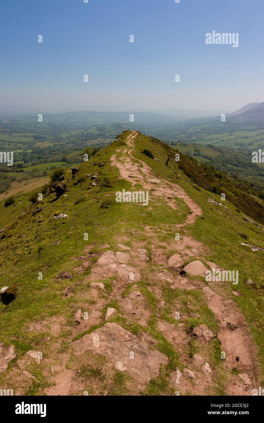 A narrow ridge in green, hilly, rural terrain. Cat's Back ...