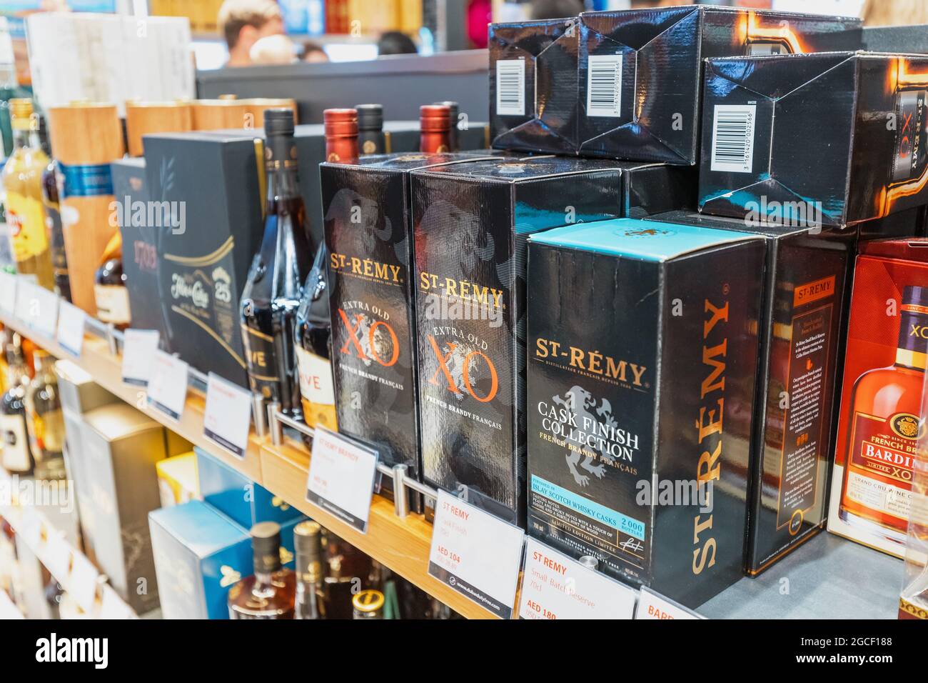 Duty free alcohol bag hi-res stock photography and images - Alamy