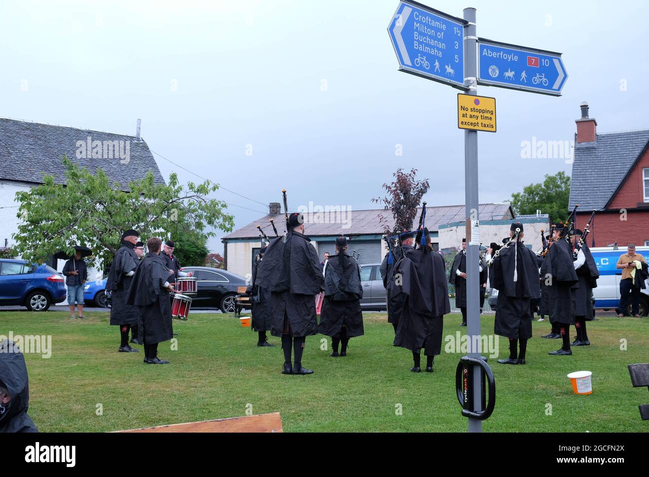 Drymen bagpipe band, Loch Lomond Scotland Stock Photo Alamy