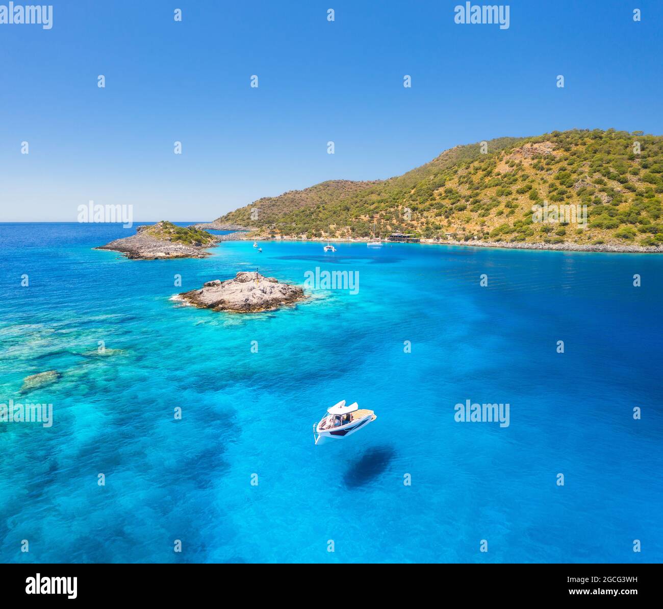 Aerial view of beautiful yacht on the sea in summer Stock Photo - Alamy