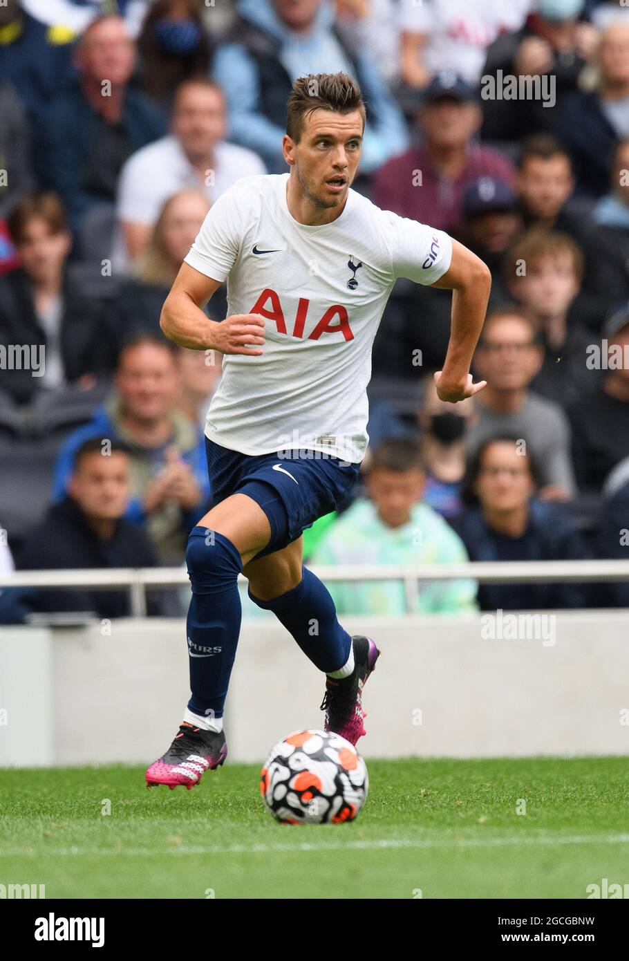 London, UK. 04th Aug, 2021. 08 August 2021 -Tottenham Hotspur V Arsenal - Pre Season Friendly - Tottenham Hotspur Stadium Giovani Lo Celso during the match against Arsenal Picture Credit : Credit: Mark Pain/Alamy Live News Stock Photo