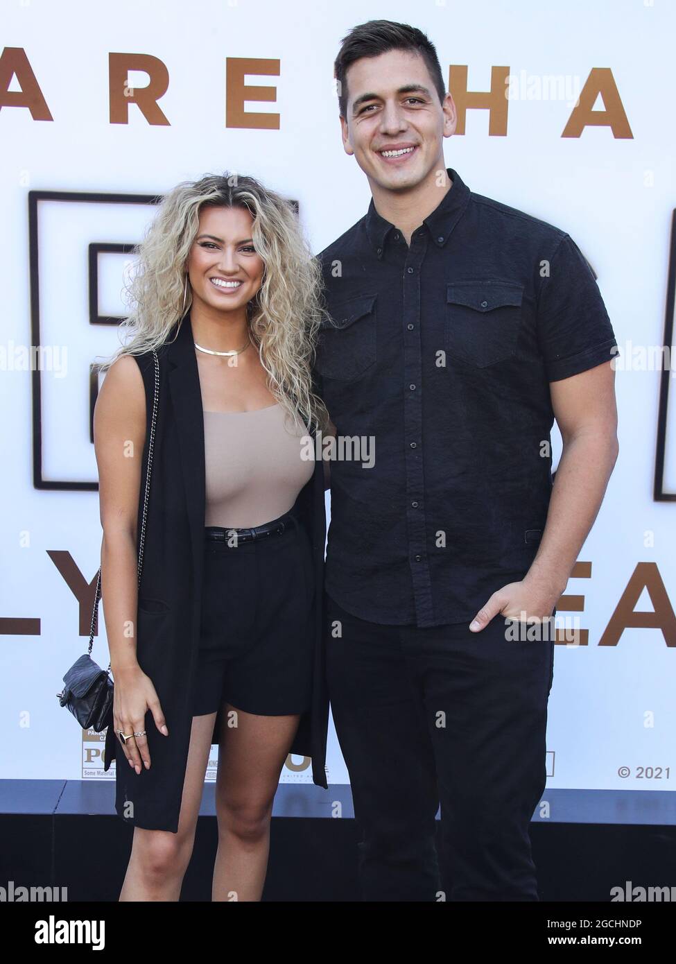 WESTWOOD, LOS ANGELES, CALIFORNIA, USA - AUGUST 08: Singer Tori Kelly