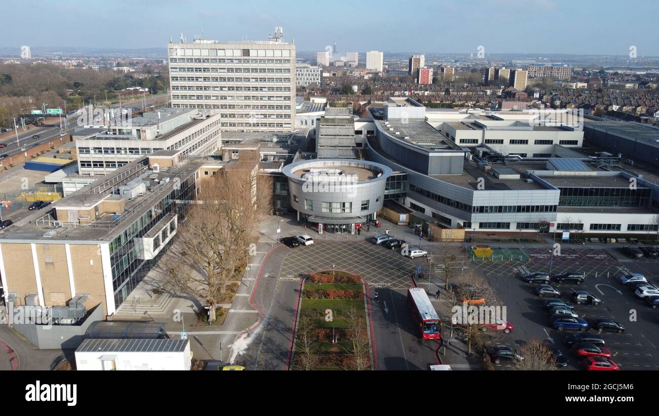 North Middlesex Hospital High Resolution Stock Photography and Images ...